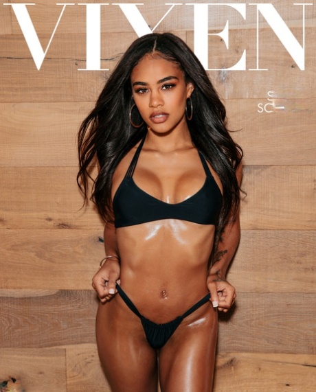 Black Milian Blu sexy nude photos