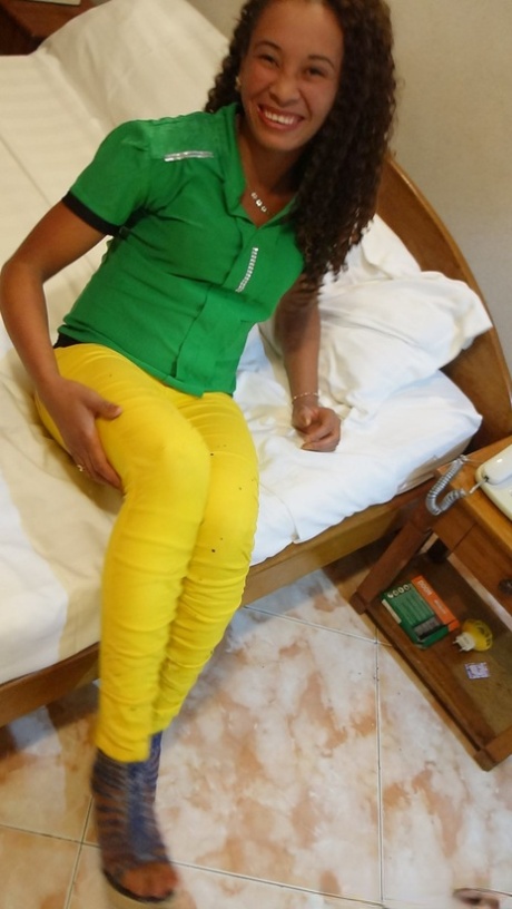 African Hot Nurse porno images