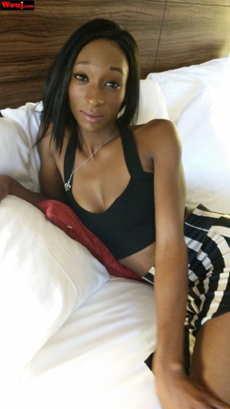 African Jenifer free sexy images